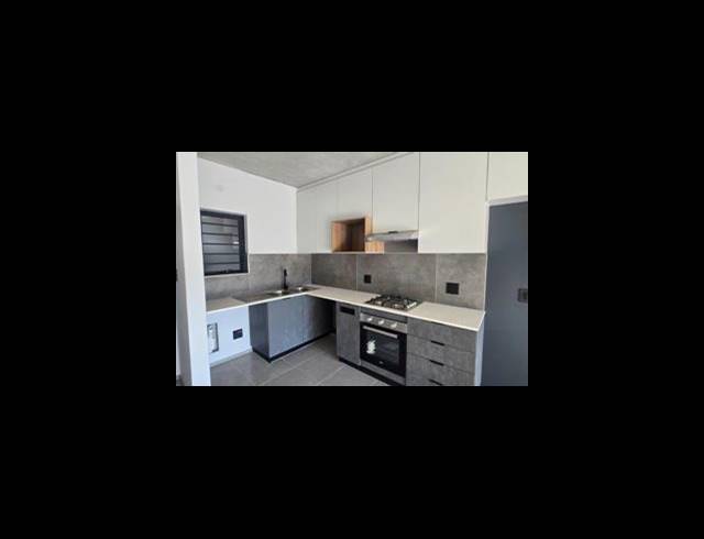 2 BEDROOM PROPERTY TO RENT IN WATERKLOOF RIDGE